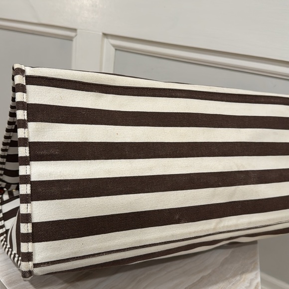 Henri Bendel Bag Large Canvas Striped Logo Tote Bag - Picture 8 of 17